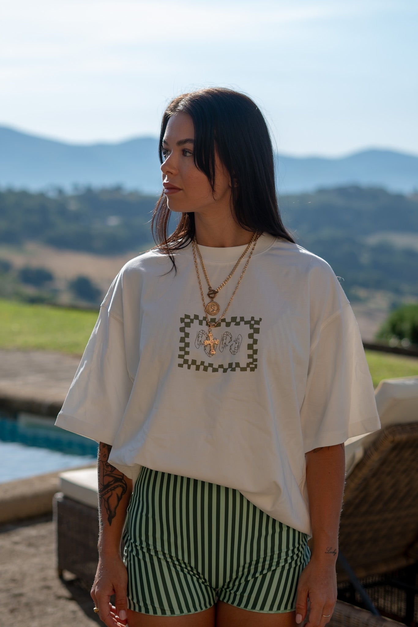 ZIMI OVERSIZED UNISEX T-SHIRT