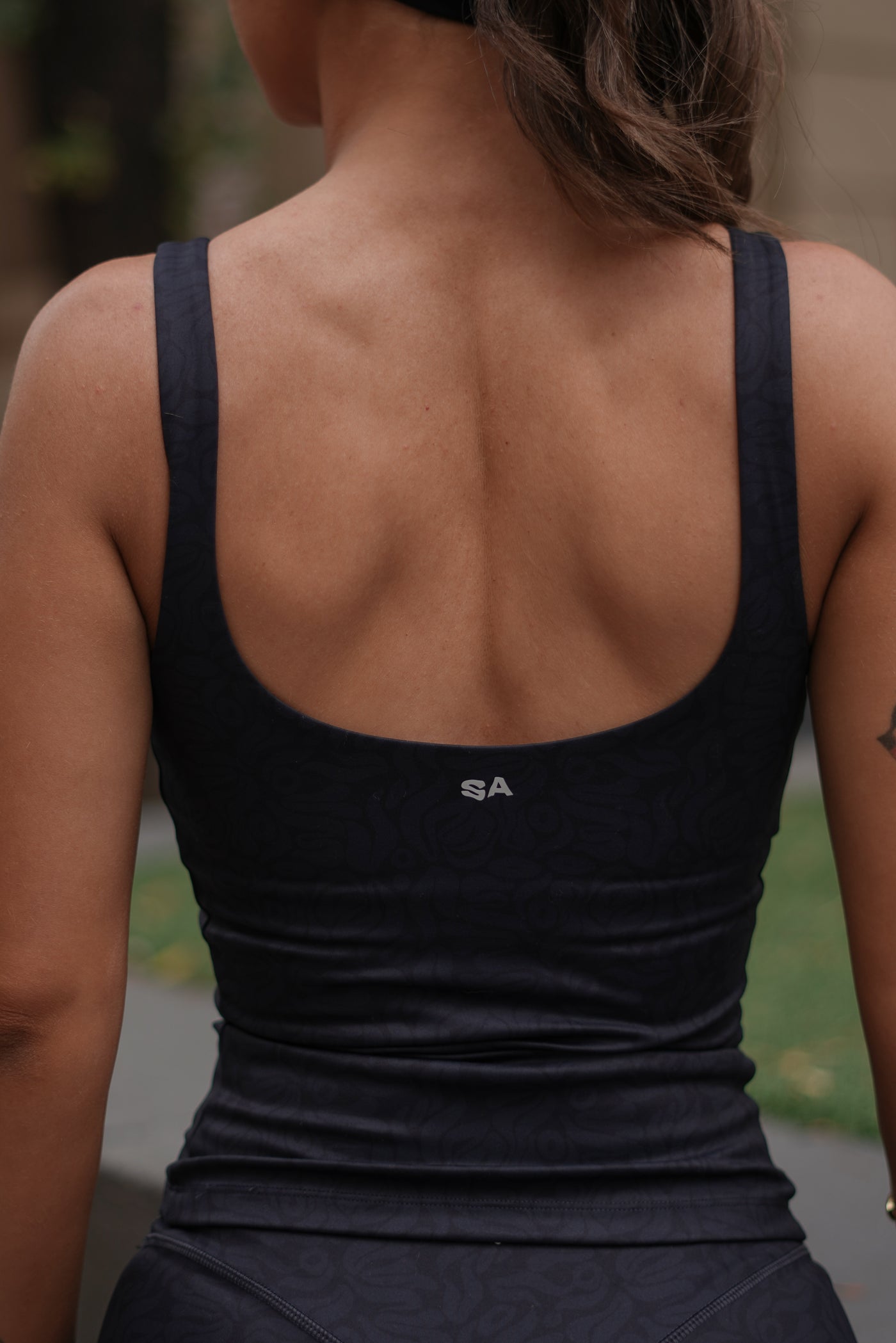 ZOVA LONG LINE TOP